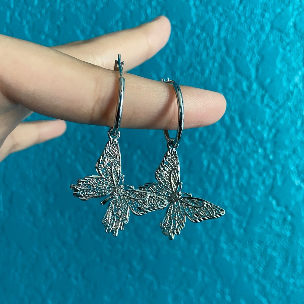 🤍🦋Silver Butterfly Mini Hoop Earrings🦋🤍